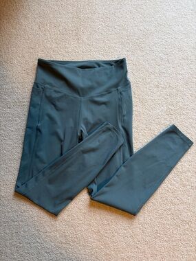 Unbranded teal leggings size M EUC